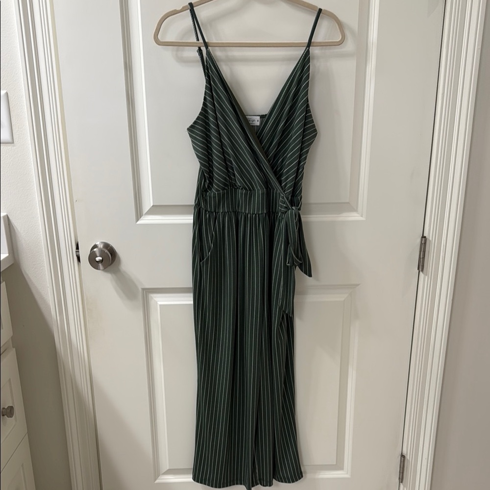 Elegant Green Striped Cropped Jumpsuit